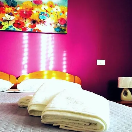 לינה וארוחת בוקר Federico Ii 3*