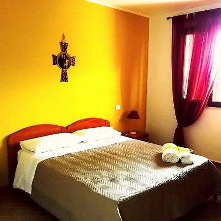 Federico Ii לינה וארוחת בוקר 3*