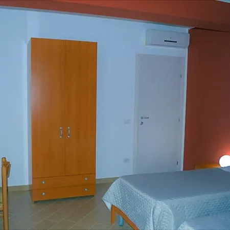 Federico Ii Bed & Breakfast 3*